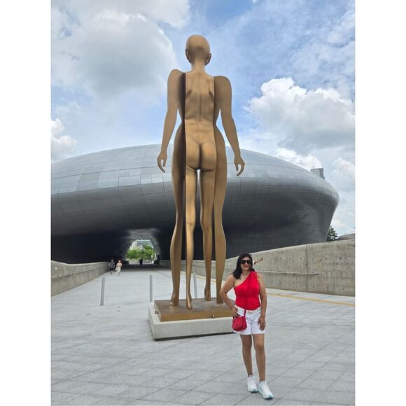 The Crème Shop x Sanrio Hello Kitty Macaron Lip Balm Korean - Picture 9 of 9